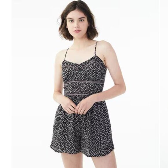 Aeropostale Pants - Aeropostale Black and White Floral Romper